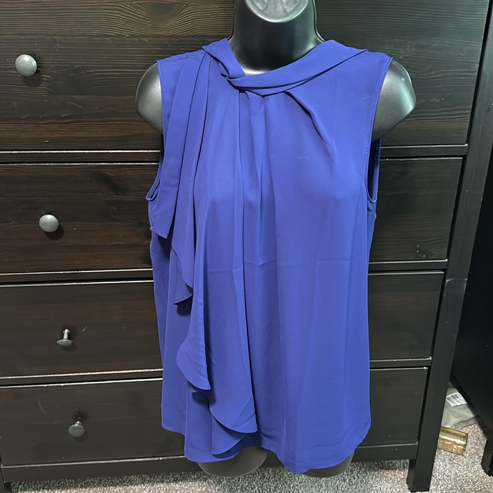 Size Medium Ann Tayler Sleeveless dress top